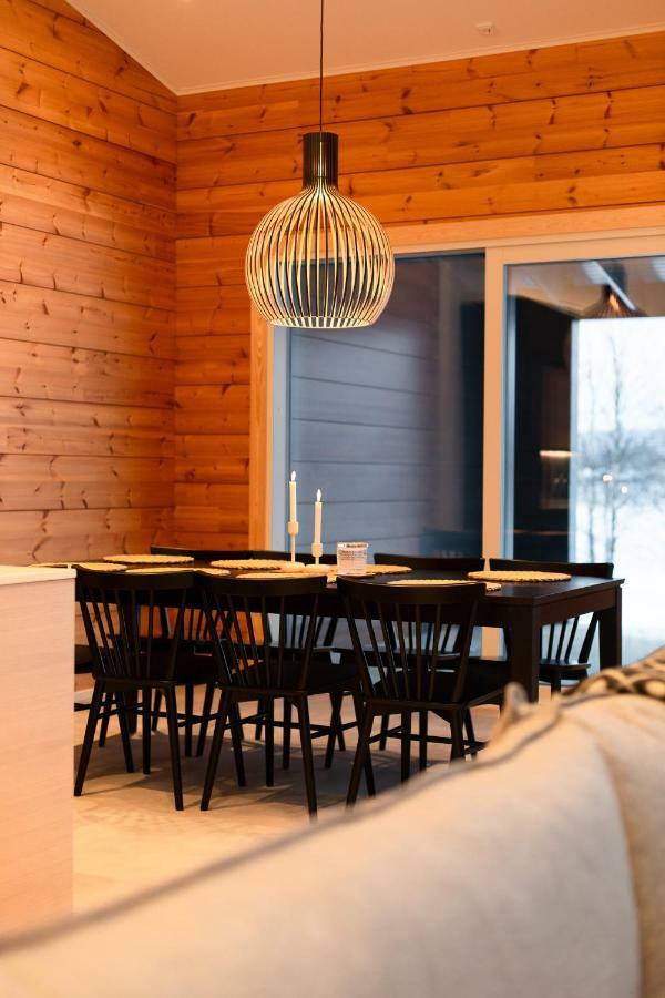Riverside Luxury Suites Rovaniemi Esterno foto