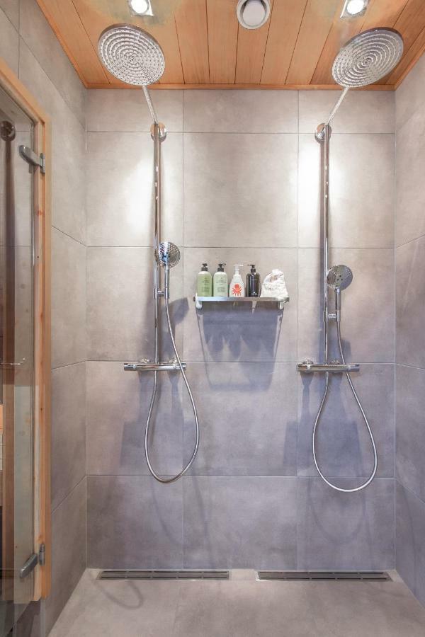 Riverside Luxury Suites Rovaniemi Esterno foto